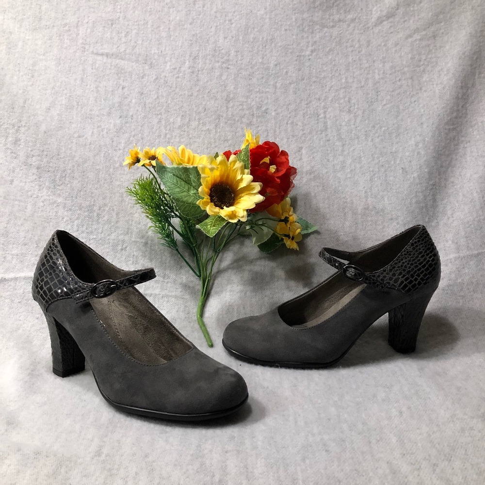 Gray Suede/Croc Heeled Mary Jane Pumps